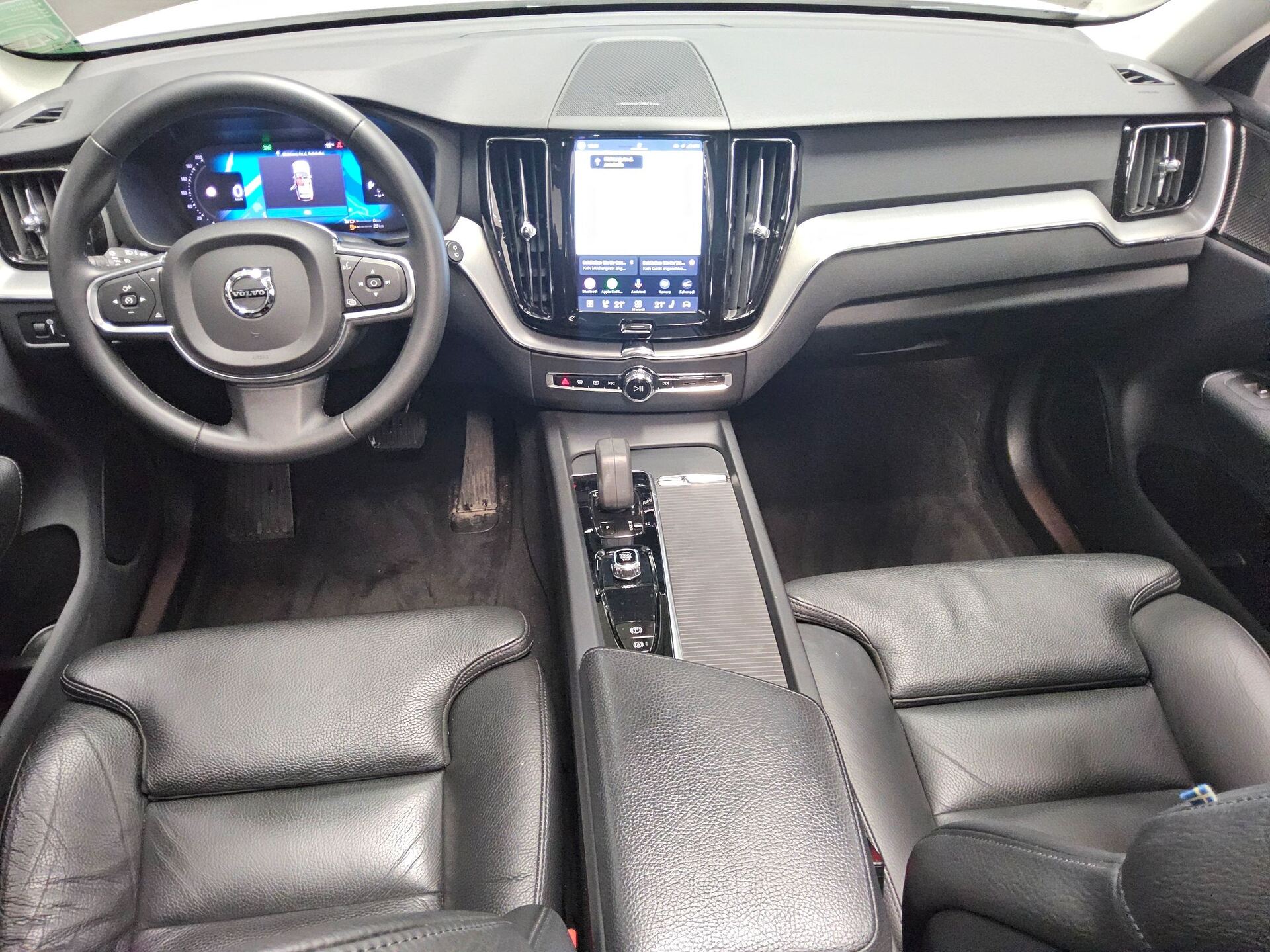 Volvo XC60 T6 Inscription Leder Navi LED Pano H/K AHK 5
