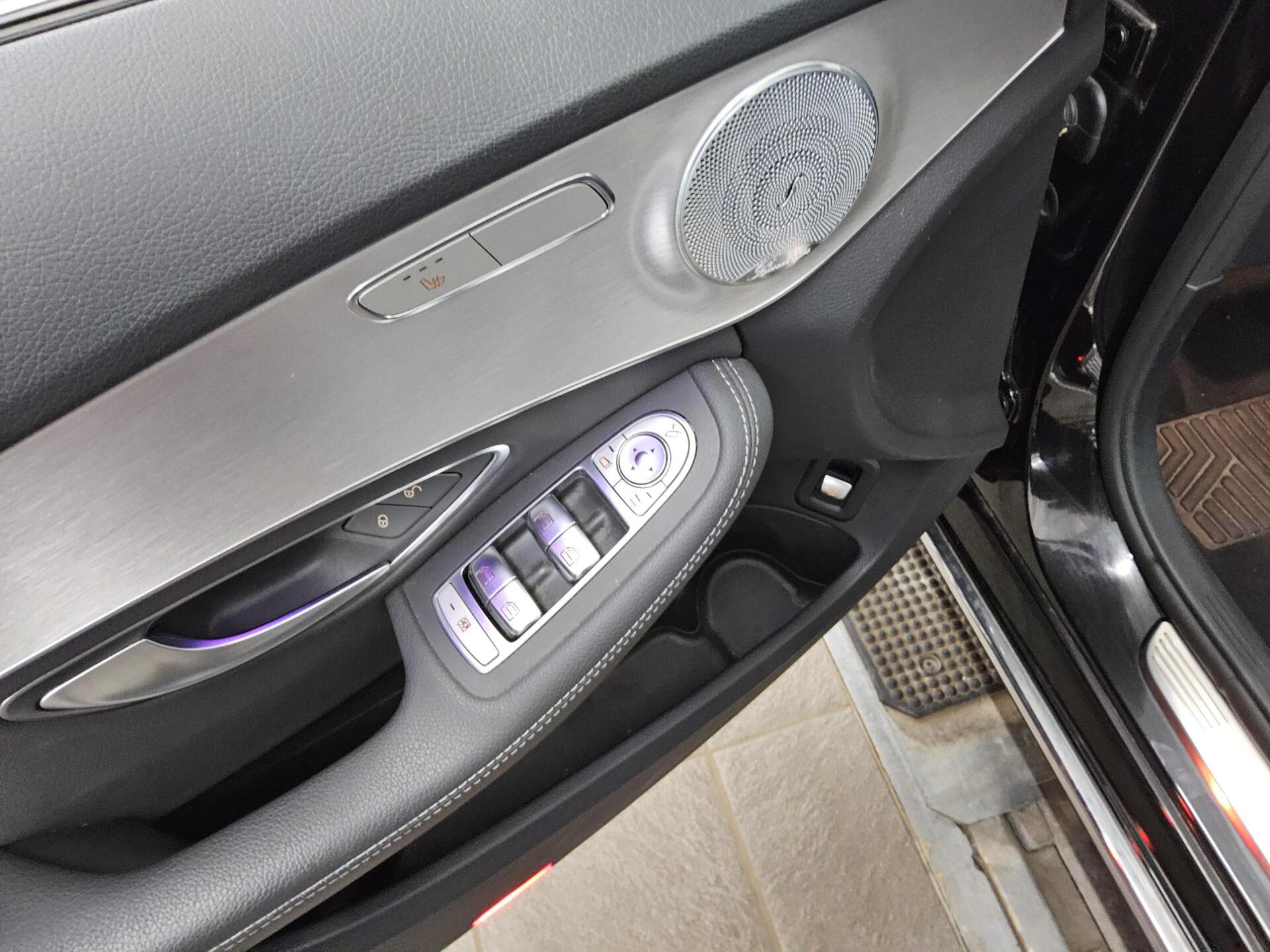 Mercedes-Benz C 300 T de Avantgarde Nav MB-LED Wides. RFK AHK 10