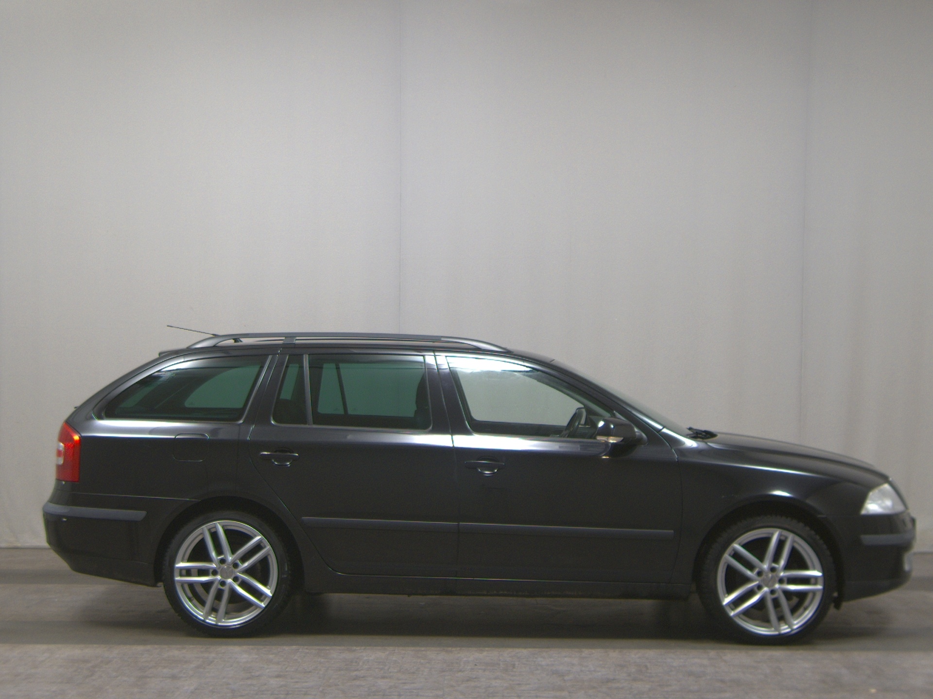 Skoda Octavia Kombi 2.0 TDI Elegance T-Leder Xenon GSD