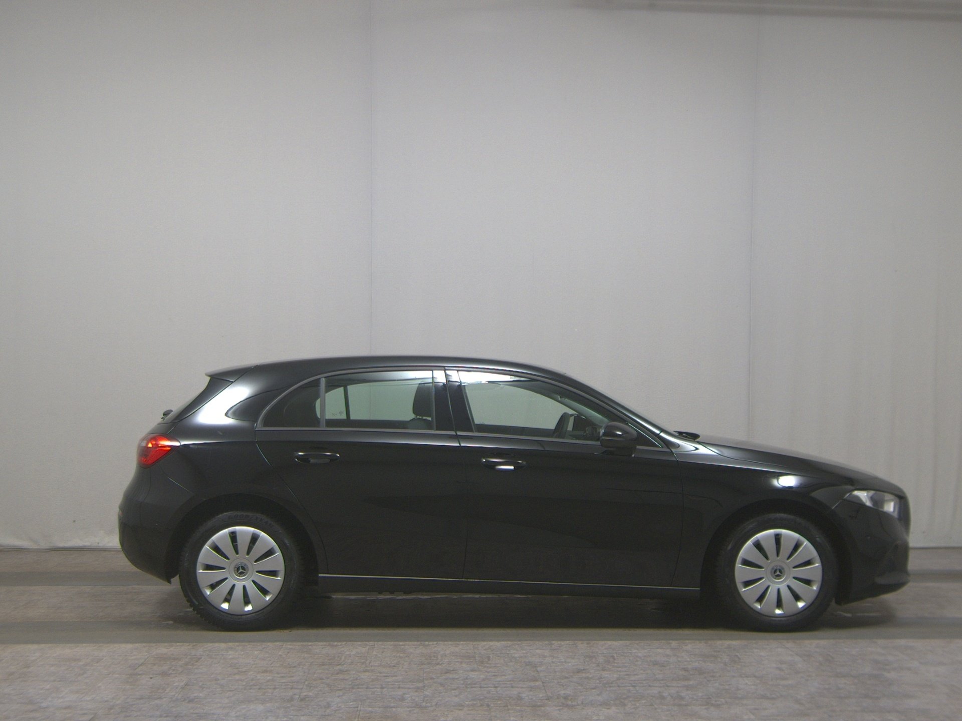 Mercedes-Benz A 180 d Navi Shz PDC BT Tempomat