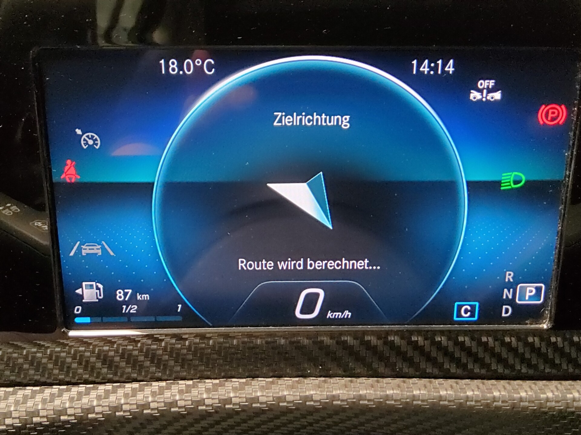 Mercedes-Benz A 180 d Navi LED Shz RfK PDC T-Leder 8