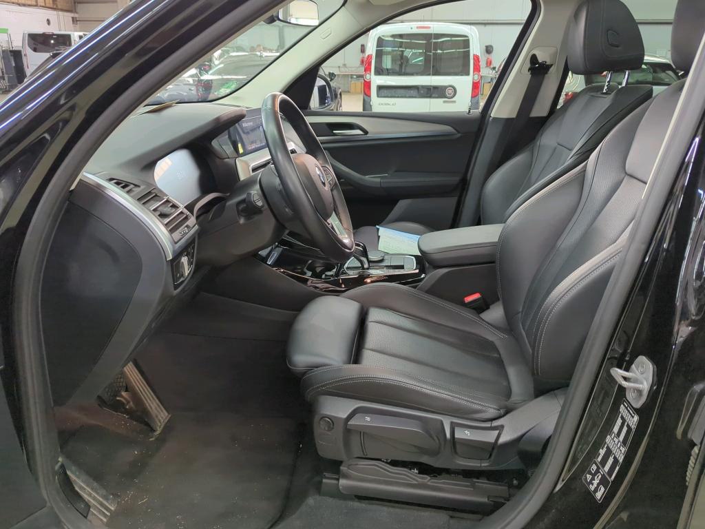 BMW X3 xDrive20d Navi LED LC-Pro Pano Leder 5