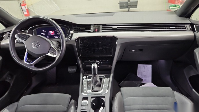 Volkswagen Passat Variant GTE 1.4 TSI NAVI LED AID 4xSHZ StHzg. 5