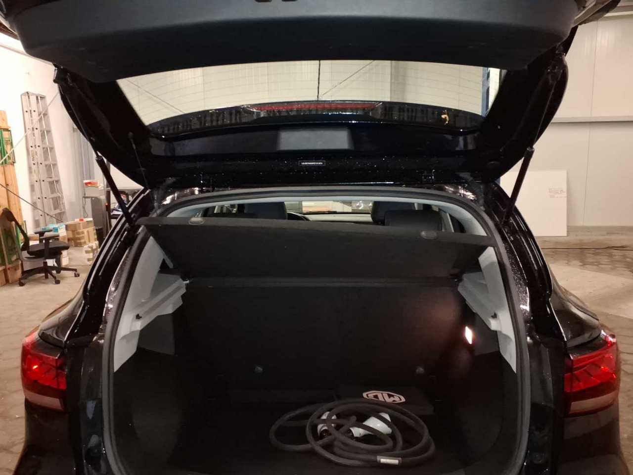 MG ZS NAVI LED LEDER SHZ PANO 11