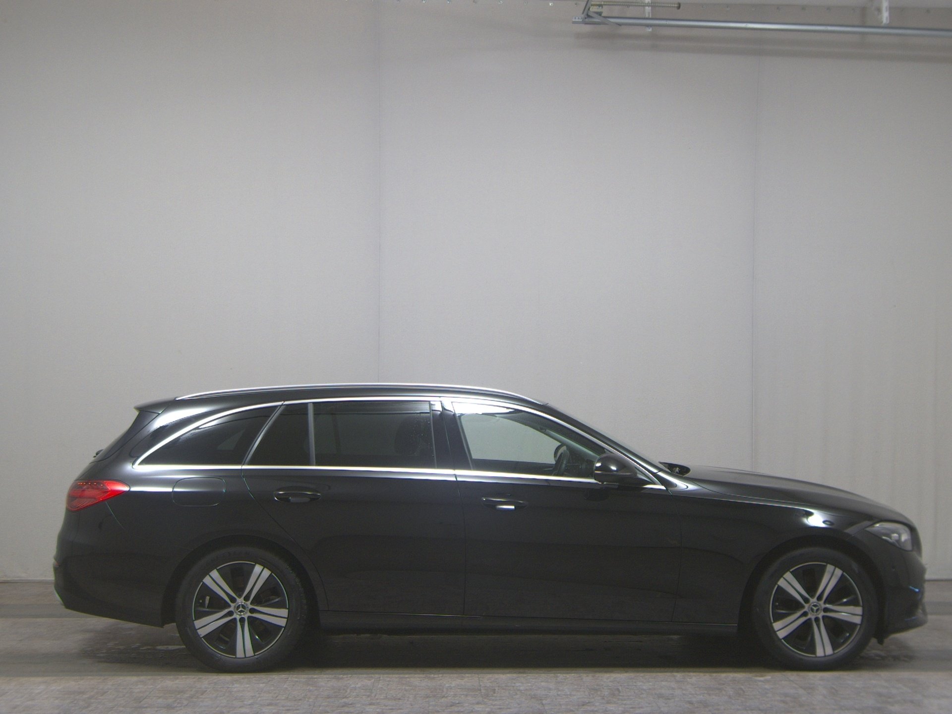 Mercedes-Benz C 220 T d Avantgarde Navi LED AHK Rückfahrkamera