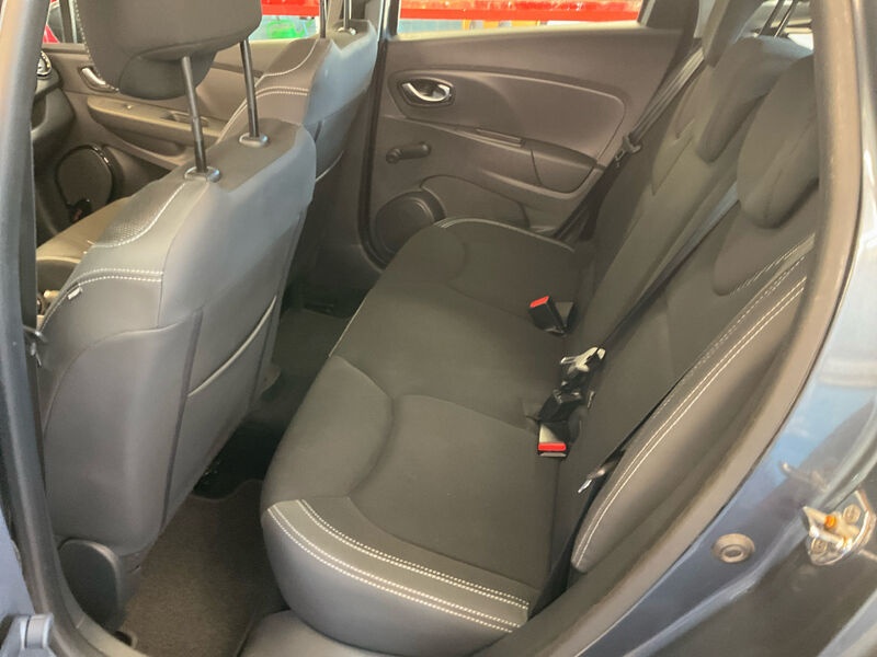 Renault Clio Grandtour 0.9 TCe RADIO TEMPO 11