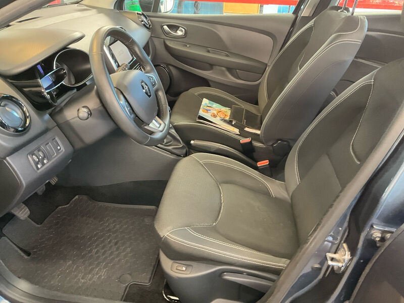 Renault Clio Grandtour 0.9 TCe RADIO TEMPO 6