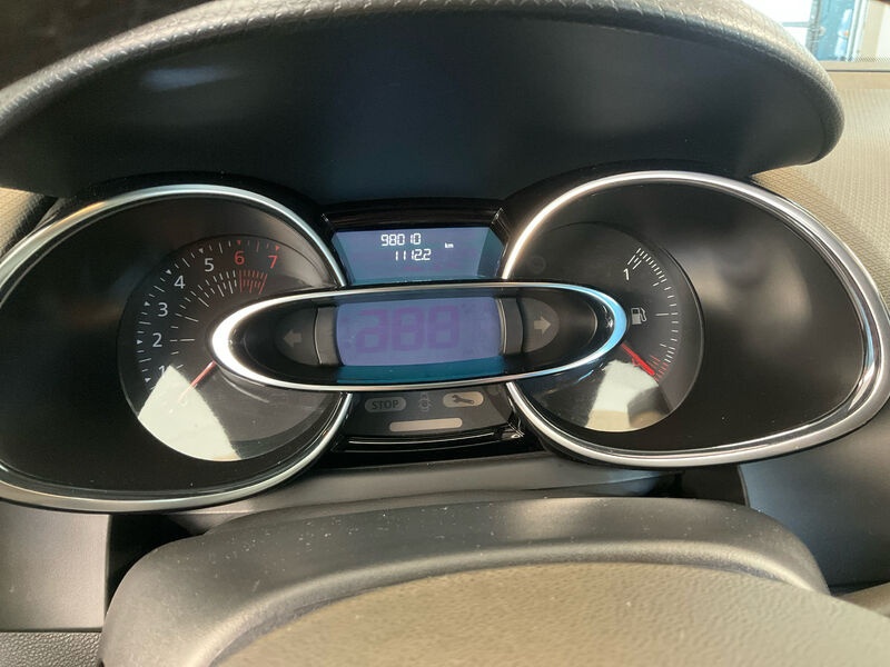 Renault Clio Grandtour 0.9 TCe RADIO TEMPO 8