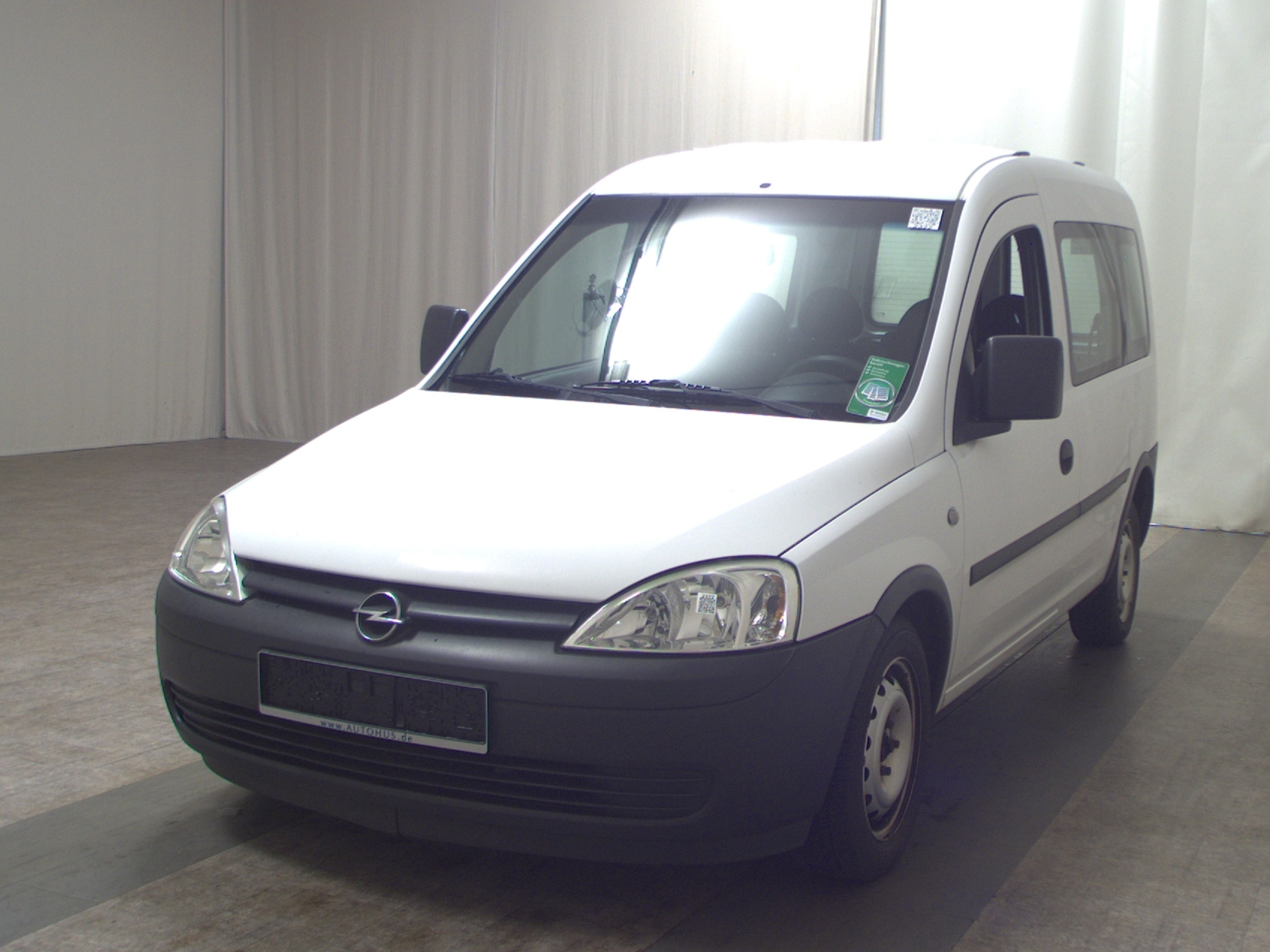 Opel Combo 1.4 5-Sitze HU 02/27 Servo 2
