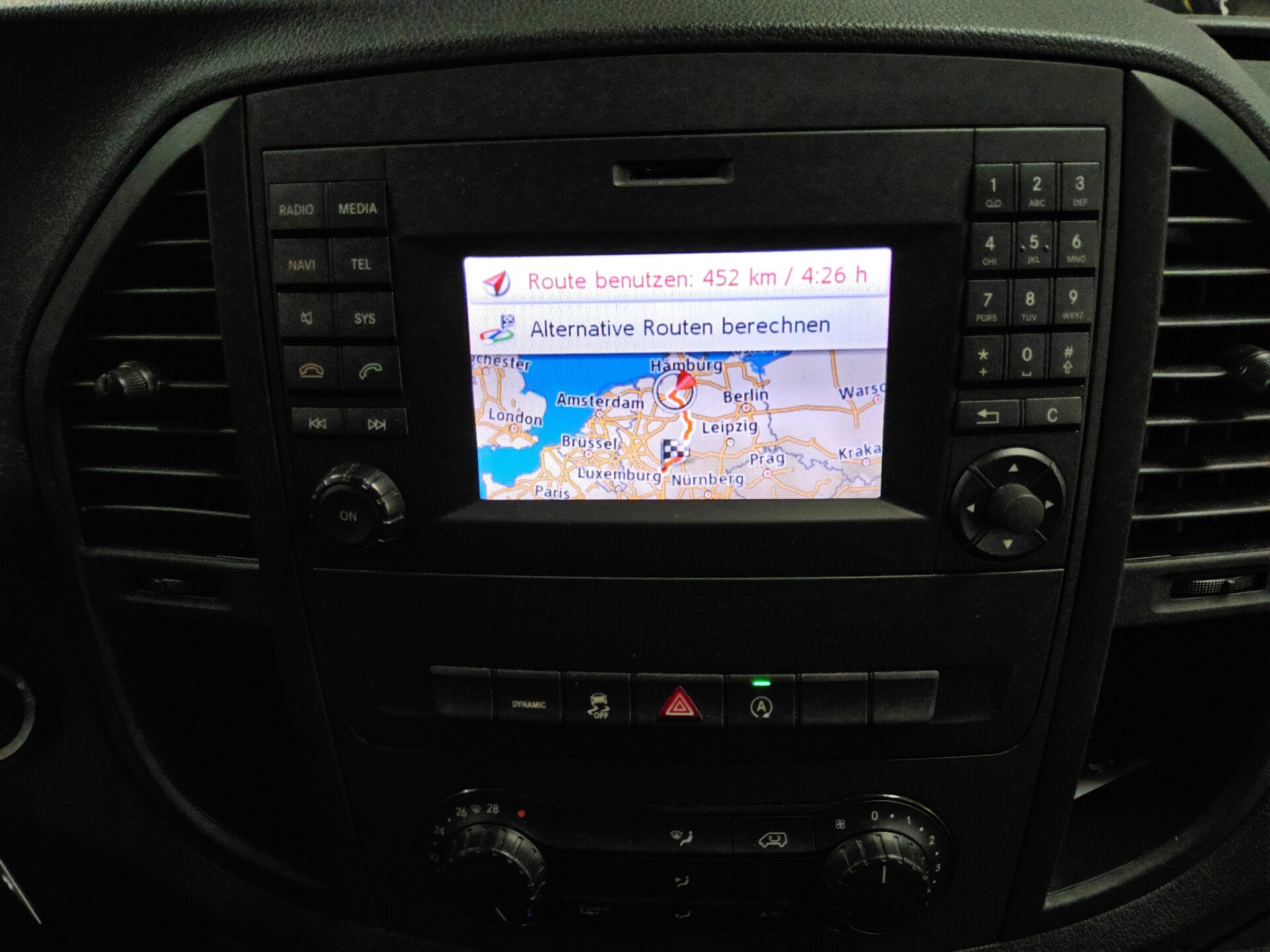 Mercedes-Benz Vito-114 CDI Kasten Aut. Navi Klima AUX-IN PDC 7