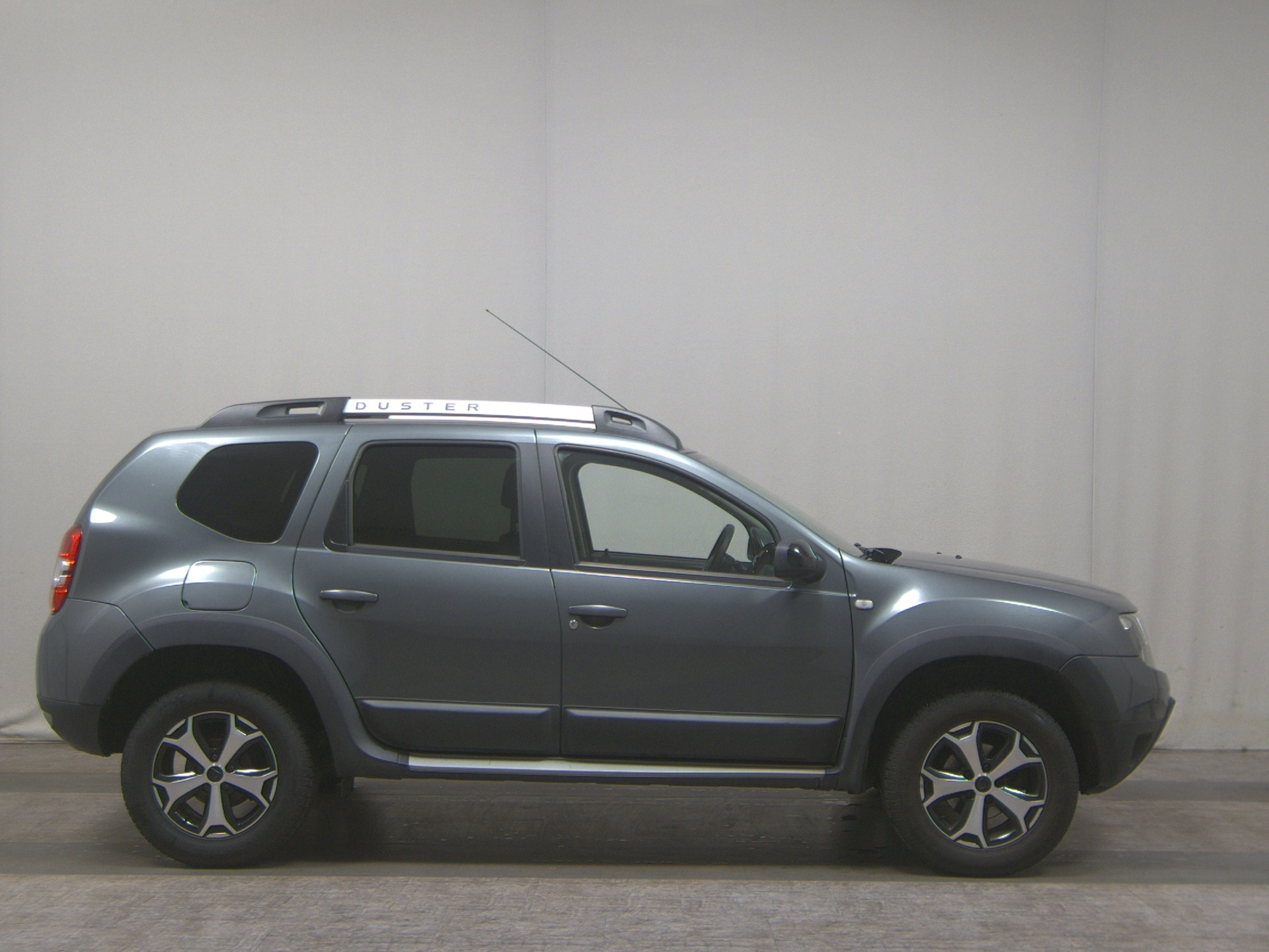 Dacia Duster 1.6 Navi RfK PDC Shz Klima Tempomat
