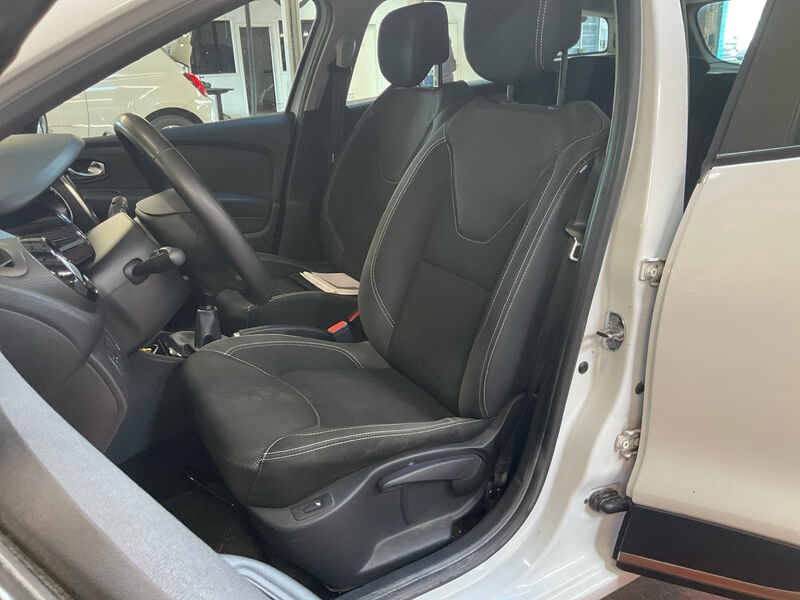 Renault Clio Grandtour 0.9 TCe RADIO TEMPO 6