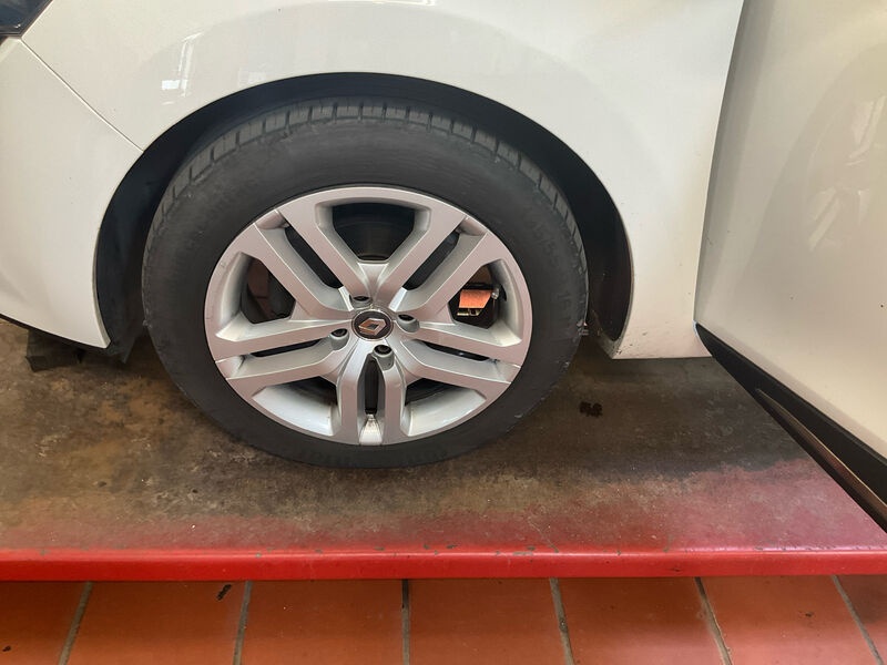 Renault Clio Grandtour 0.9 TCe RADIO TEMPO 12