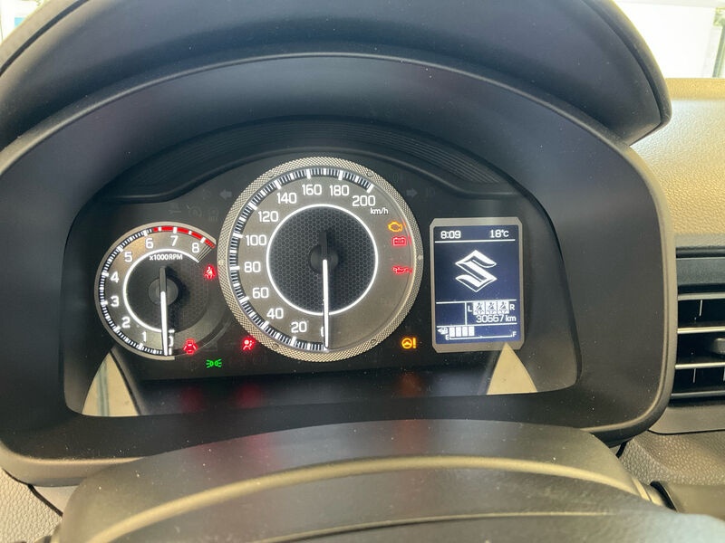 Suzuki Ignis 1.2 KLIMA RADIO MFL 8