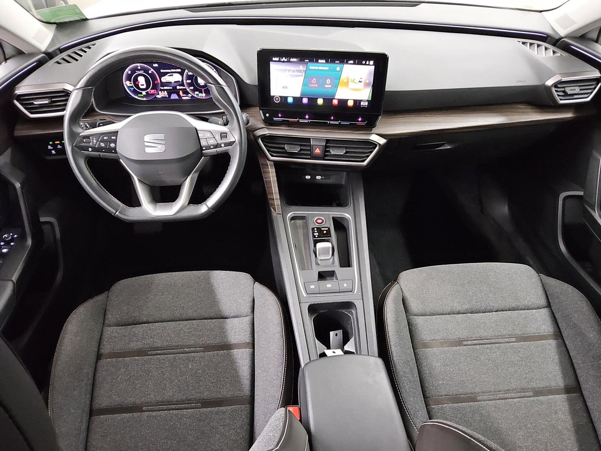 Seat Leon Sportstourer 1.4 e-HYBRID Xcellence Navi LED Virtual AHK PDC 5