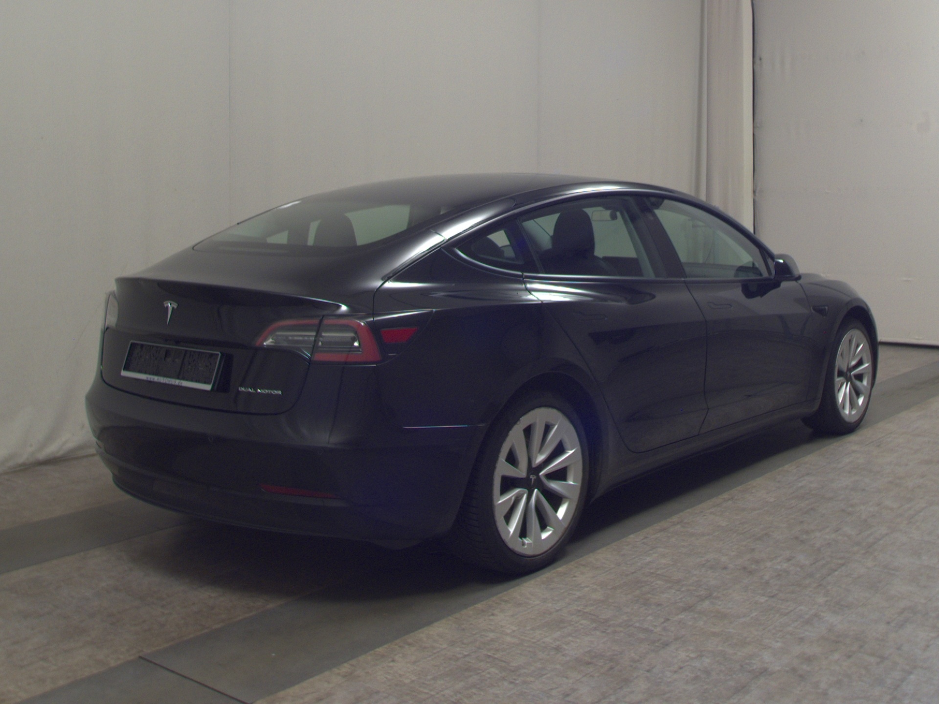 Tesla Model 3 Long Range AWD Leder Navi ACC RfK 4xShz 4