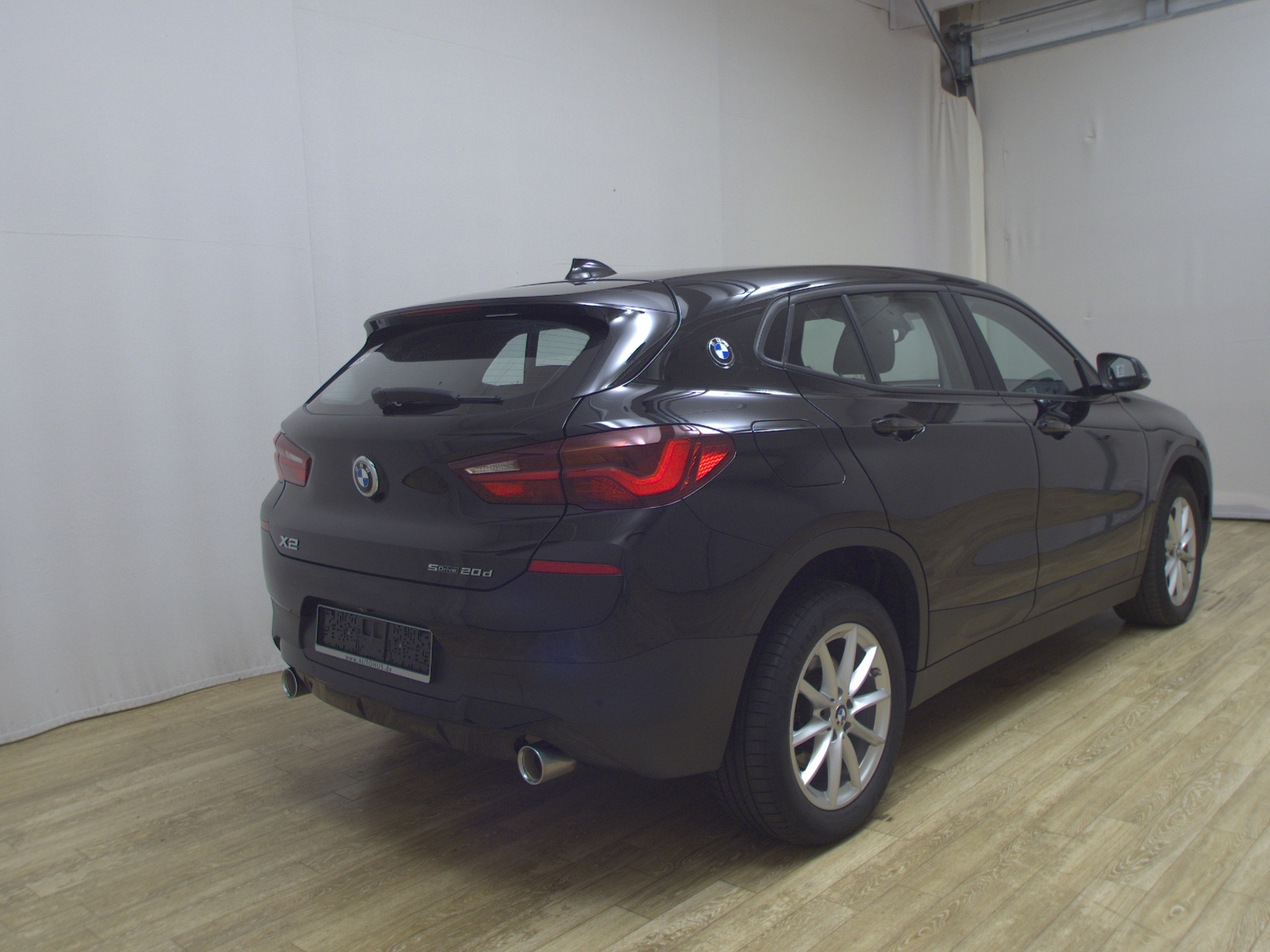 BMW X2 sDrive20d Advantage Navi LED Kamera PDC Shz 4