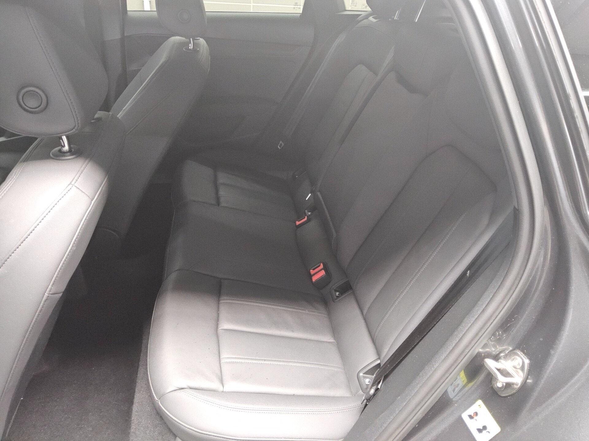 Audi A3 Sportback 30 TDI S-Line Leder Navi LED vc 13