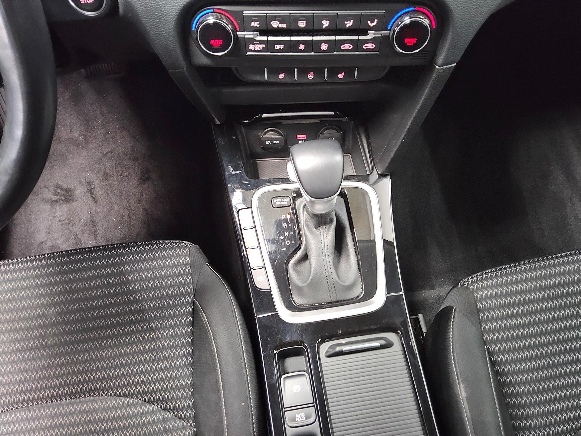 Kia cee'd Sportswagon 1.6 T-GDI PHEV Vision LED SHZ 6