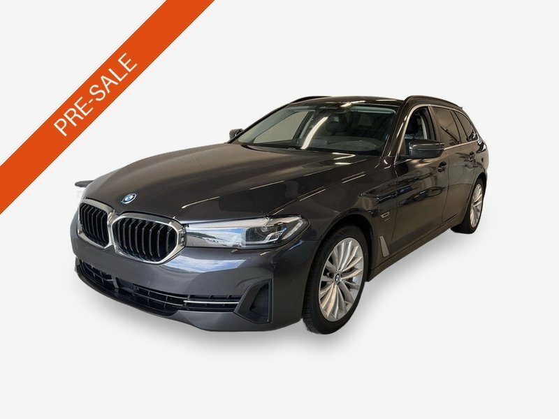 BMW 530e Touring KLIMAAUT LED SHZ PDC AHK
