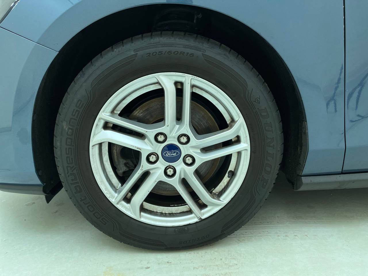 Ford Focus Turnier 2.0 EB Cool&Connect NAVI LED SHZ PDC AHK 12