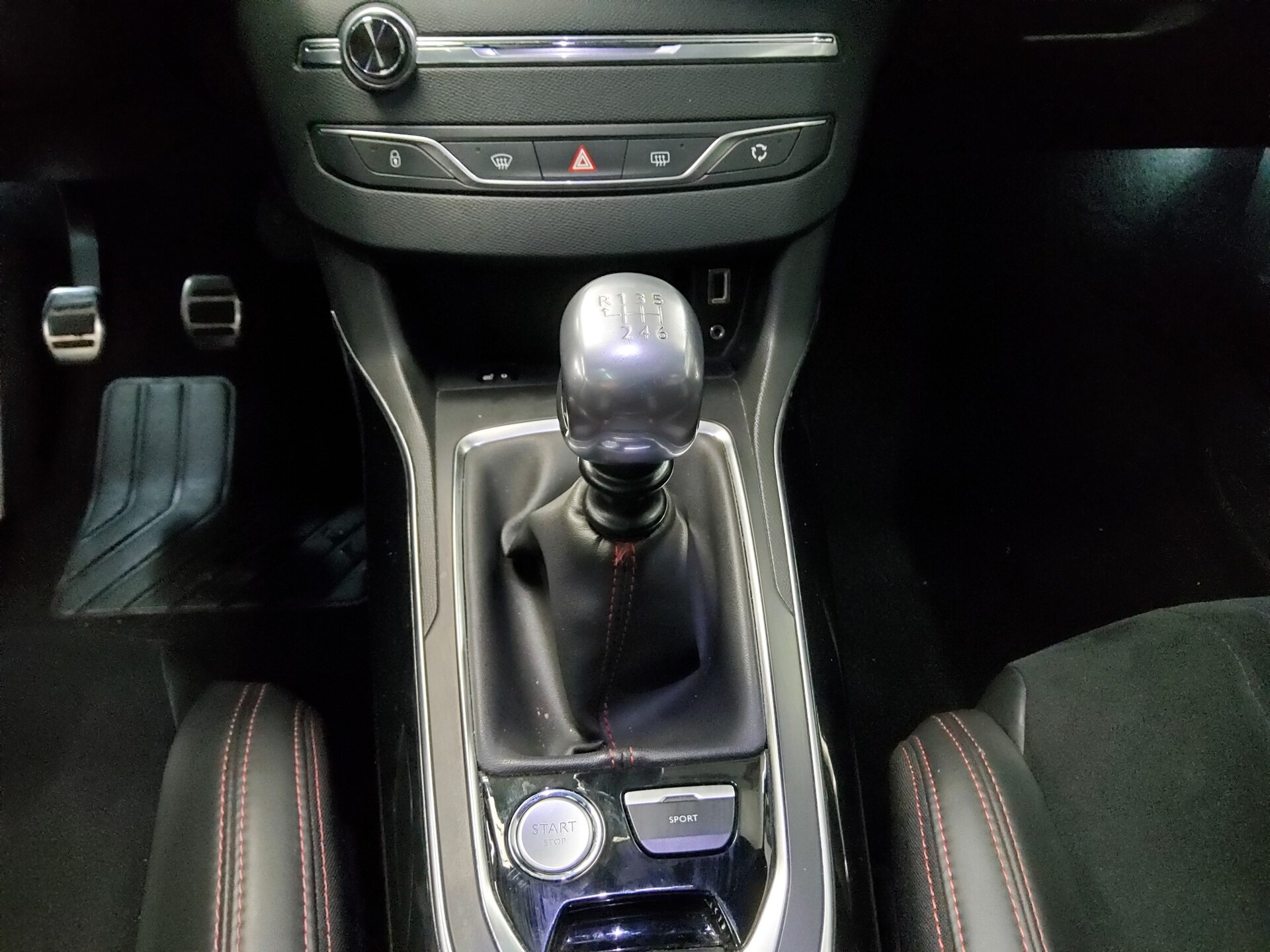 Peugeot 308 1.6 GT-Line T-Leder Navi LED PDC 6