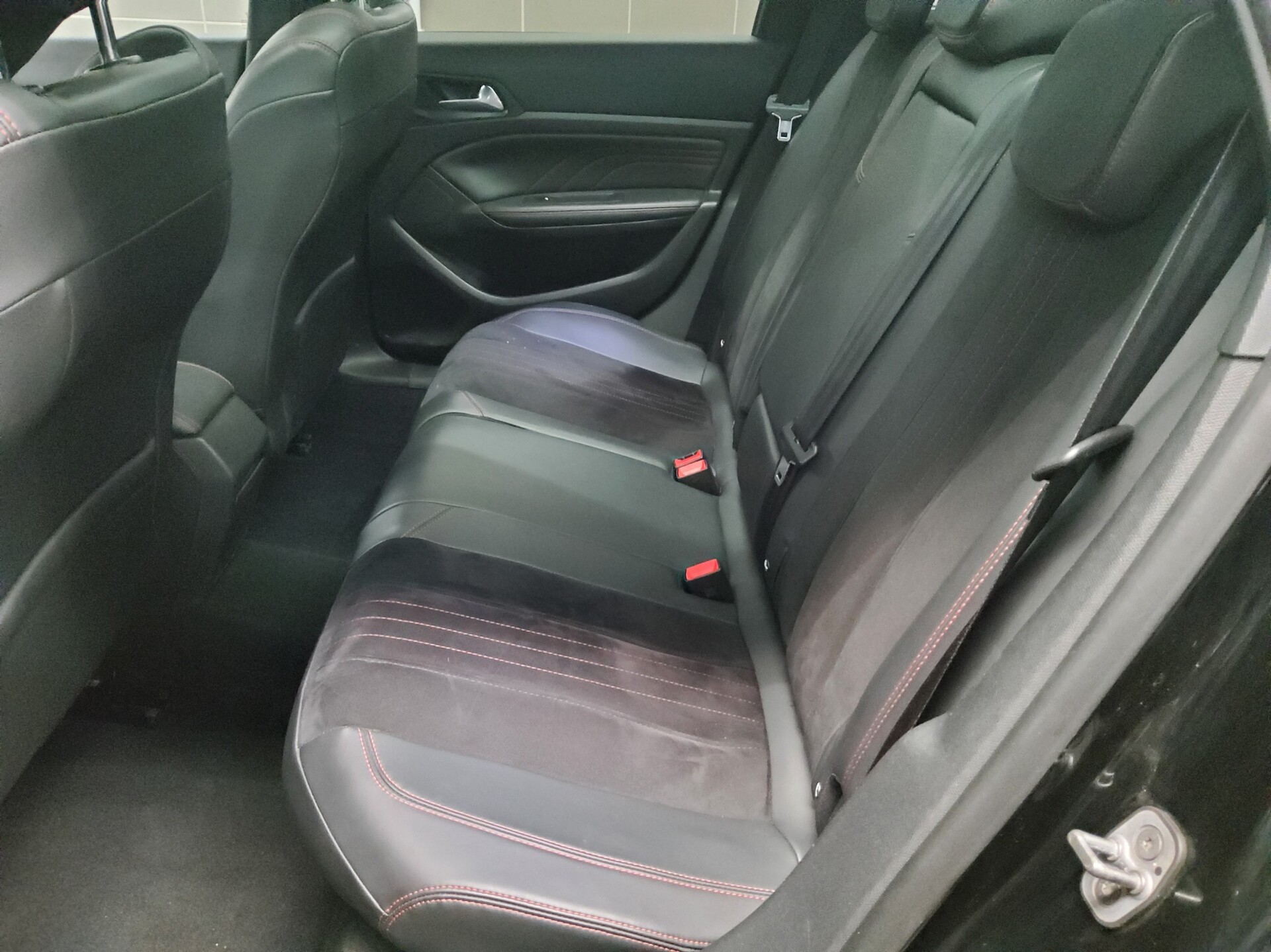 Peugeot 308 1.6 GT-Line T-Leder Navi LED PDC 13