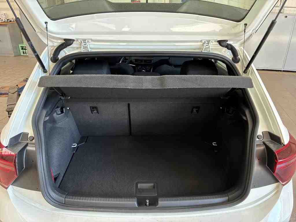 Volkswagen Polo 2.0 FSI GTI CARPLAY ANDROID SHZ PDC SPURHALTE 10