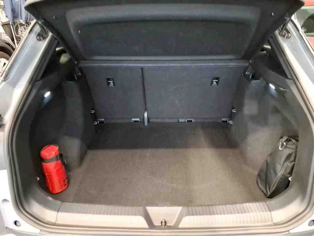 Volkswagen ID.4 NAVI KLIMAAUT LED SHZ PDC 9