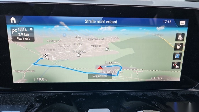 Mercedes-Benz EQA 300 Progressive LEDER NAVI KLIMAAUT LED SHZ 9