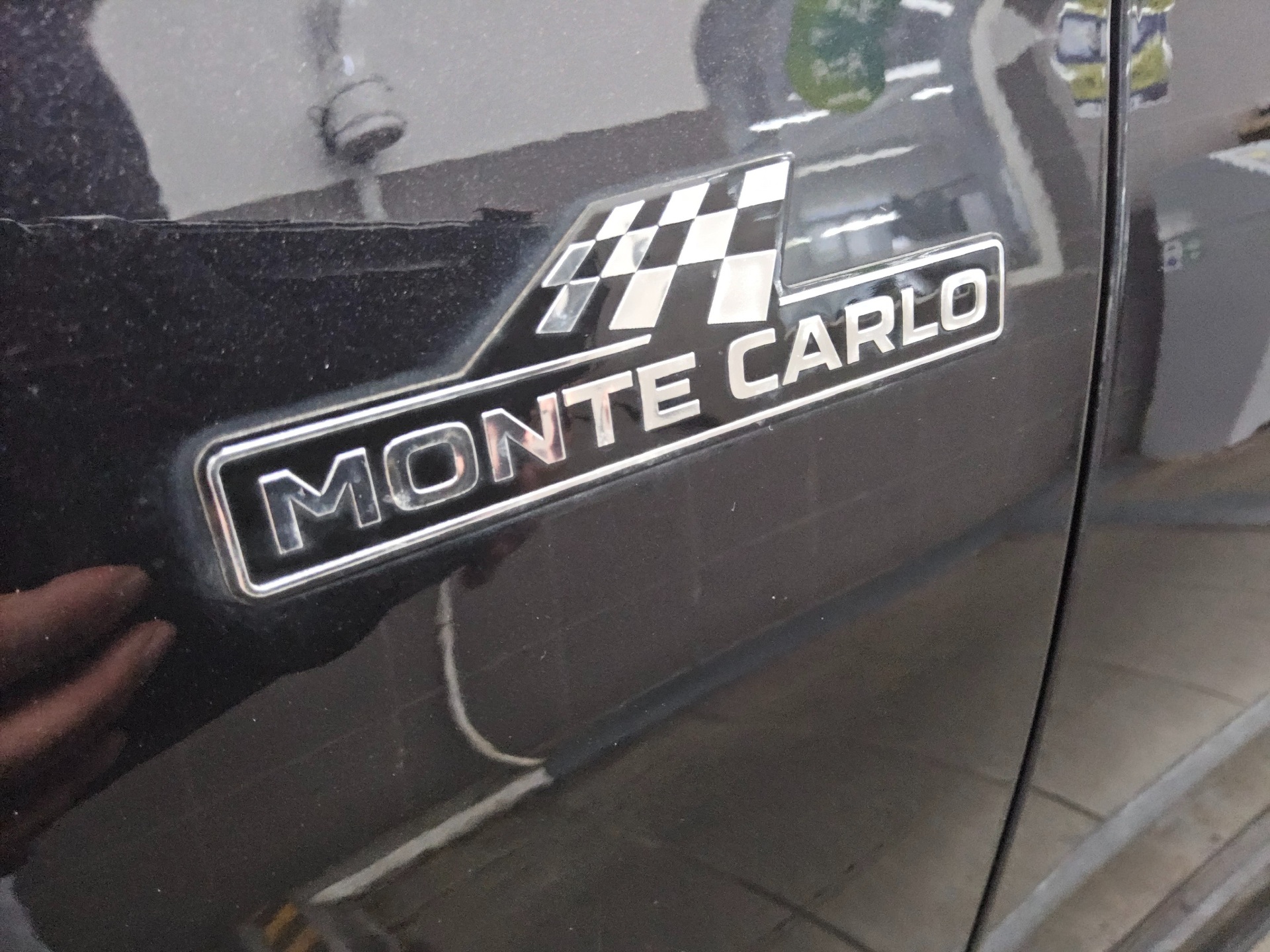 Skoda Kamiq 1.5 TSI Monte Carlo LED vc Shz Pano AHK 12