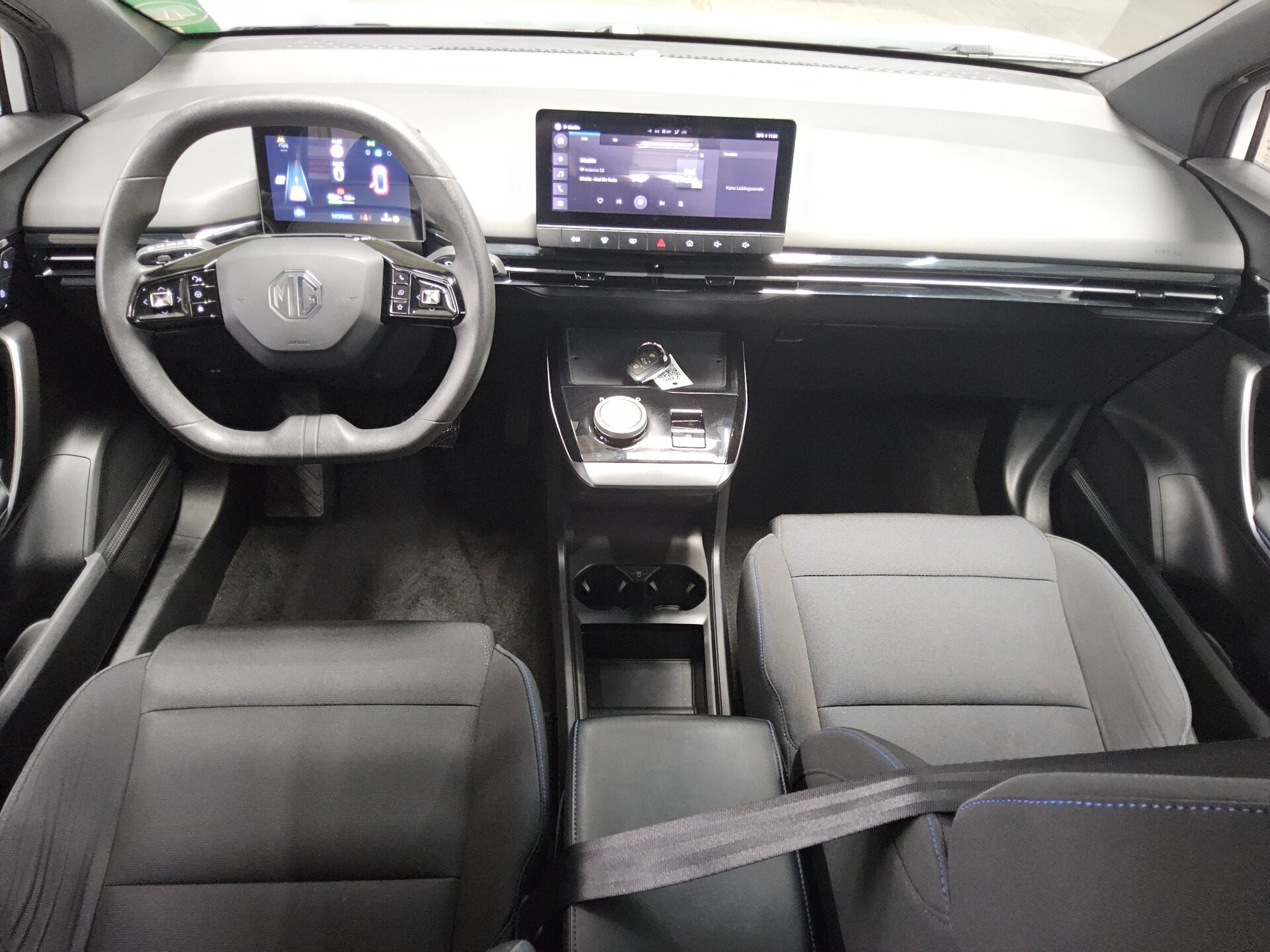 MG MG4 Standard 51 kWh Virtual LED PDC 5