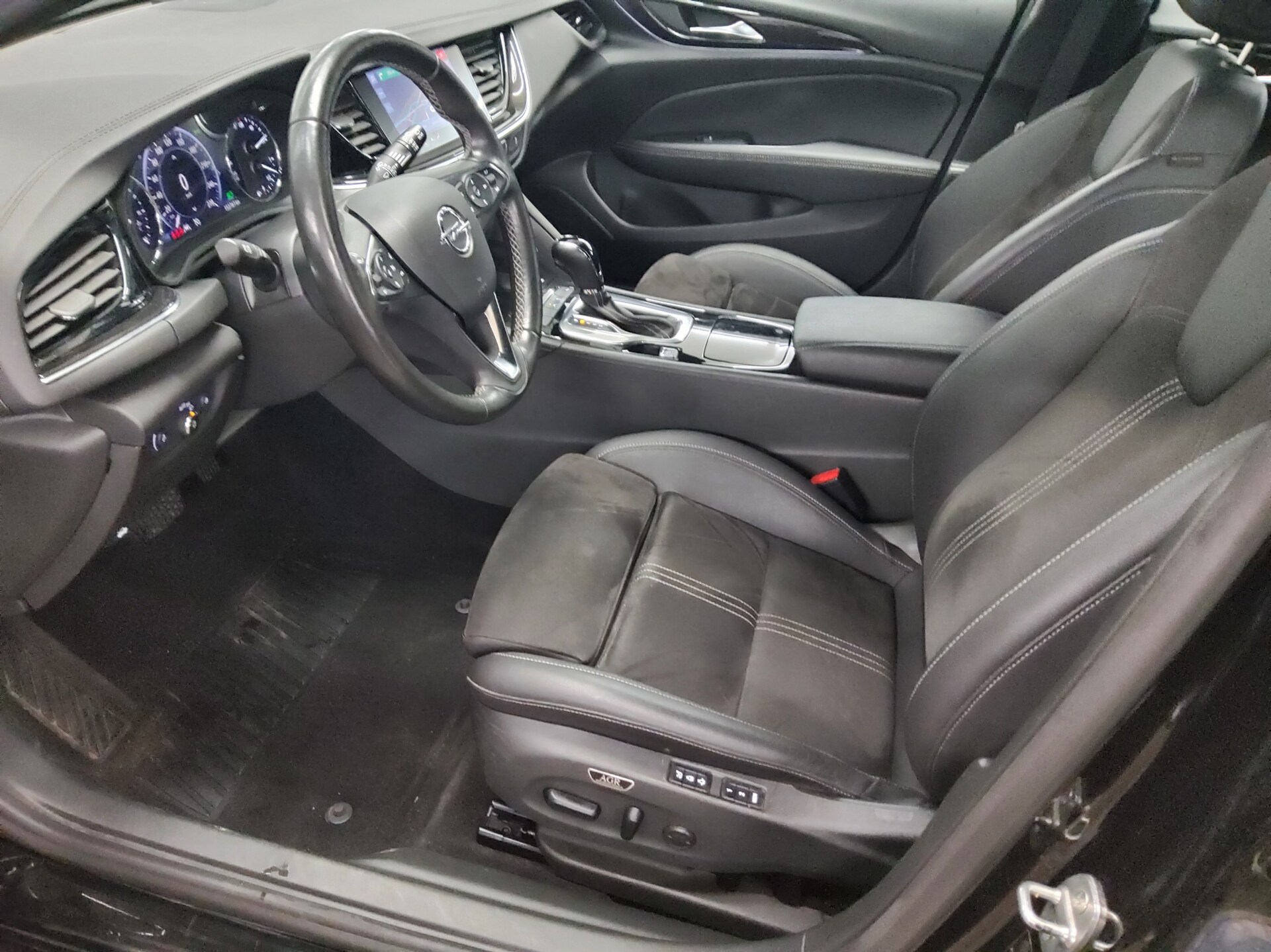 Opel Insignia ST 1.5 D Elegance Navi LED RFK Alcantara SHZ 8