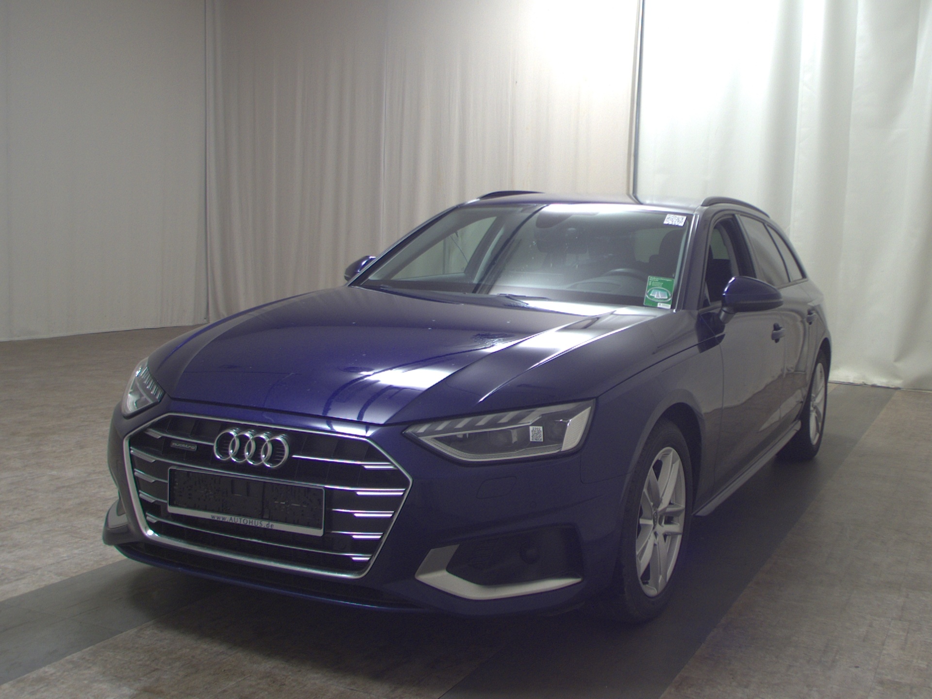 Audi A4 Avant 40 TDI Qu. advanced Navi LED HuD RFK 2