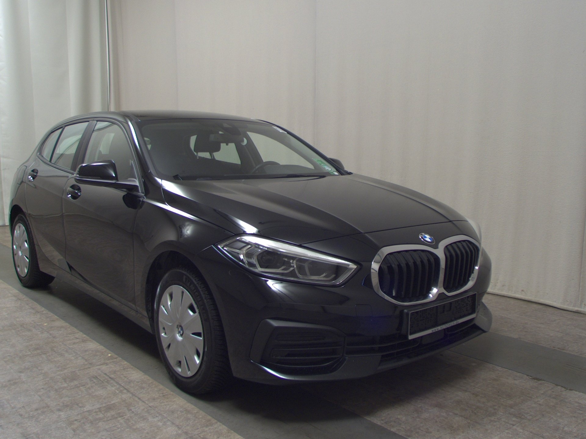 BMW 116dA Navi LED LC-Pro PDC SHZ 3