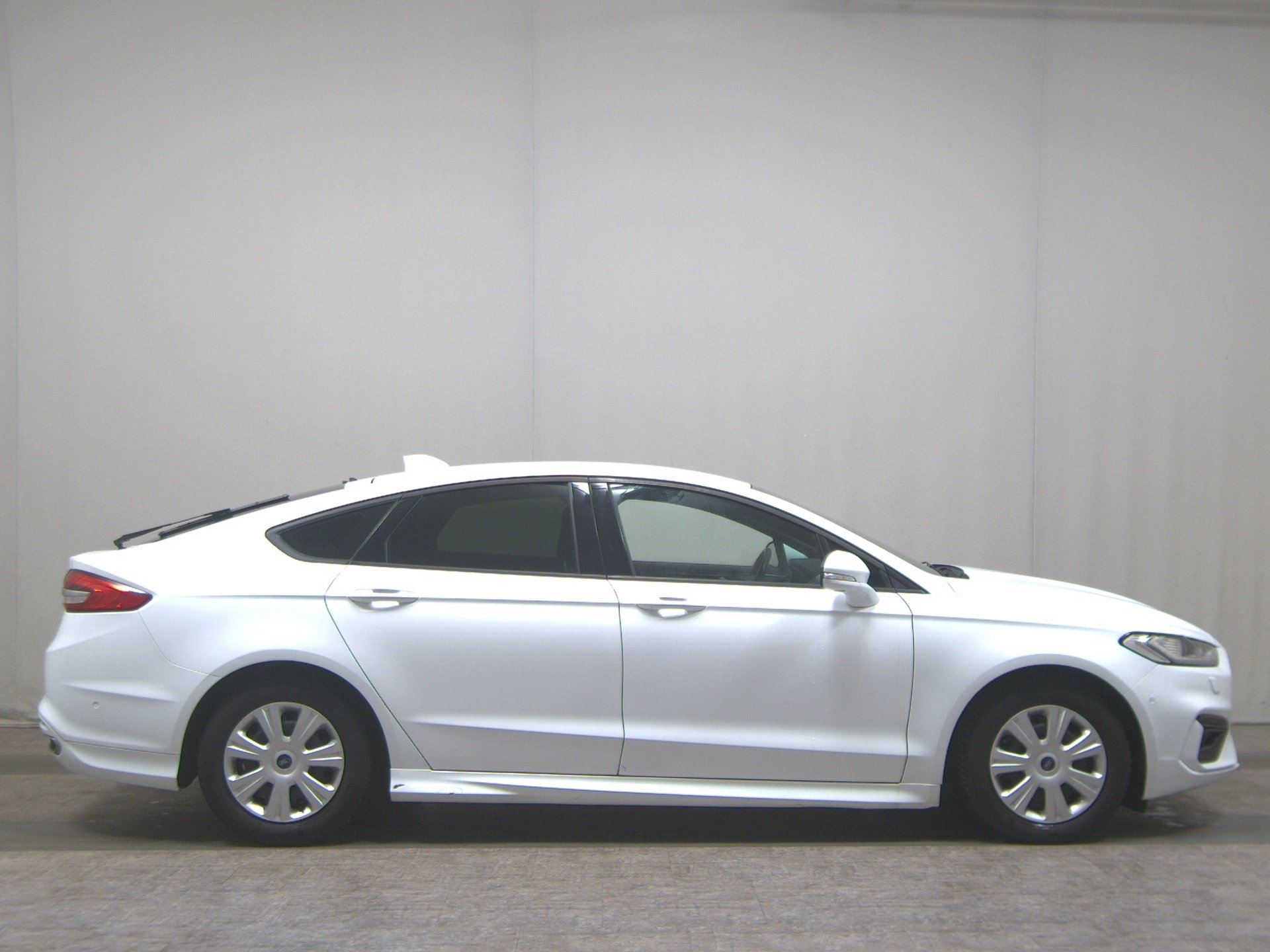 Ford Mondeo Turnier 2.0 EB ST-Line T-Leder Navi LED