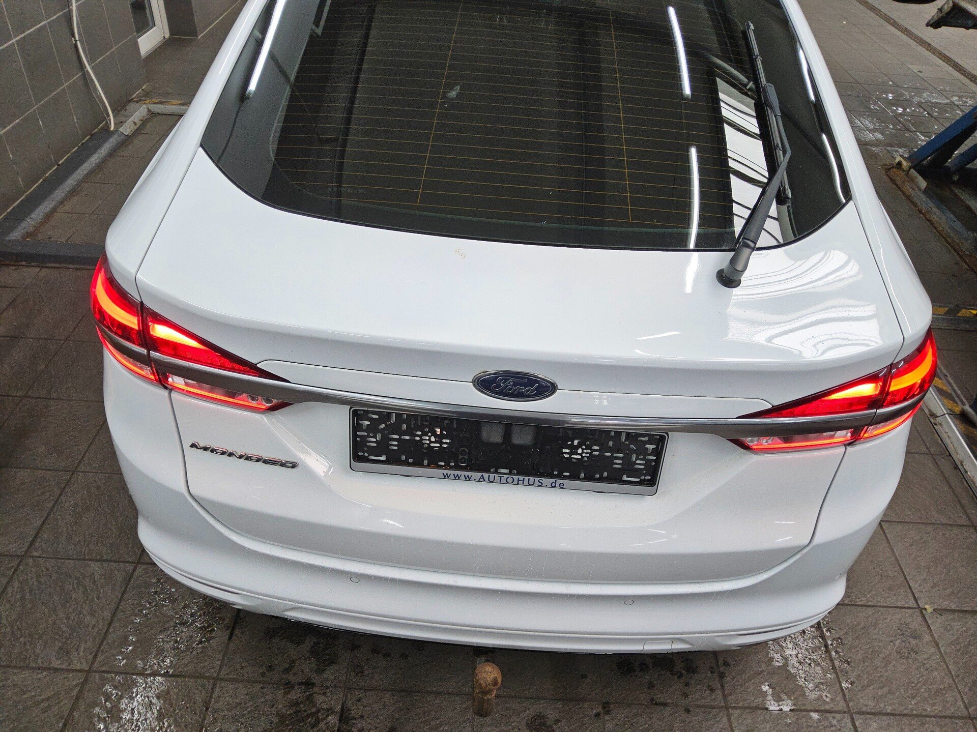 Ford Mondeo Turnier 2.0 EB ST-Line T-Leder Navi LED 11
