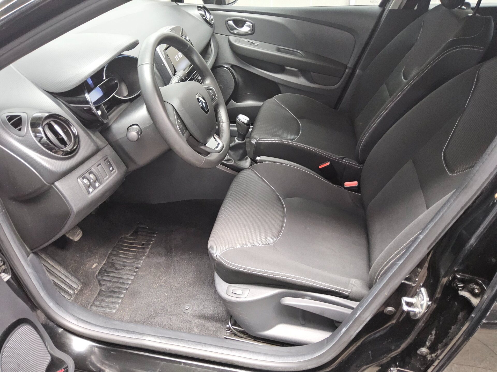 Renault Clio Grandtour 0.9 TCe Navi Shz 8