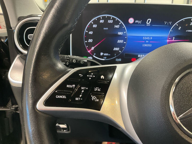 Mercedes-Benz C 220 T d Avantgarde NAVI KLIMAAUT LED RADIO TEMPO 9