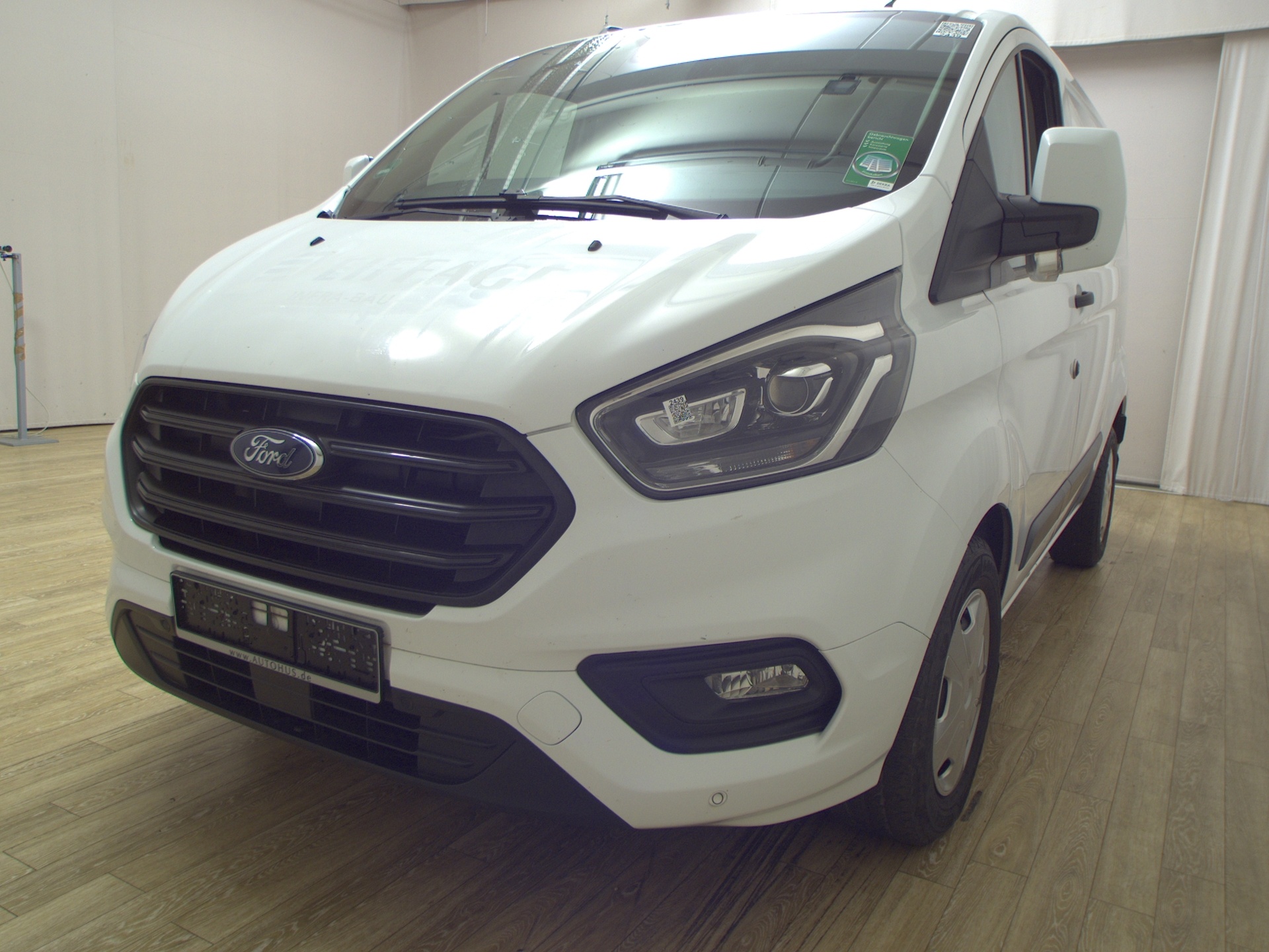 Ford Transit Custom L1H1 2.0 TDCi Trend 3-Sitzer Navi 2