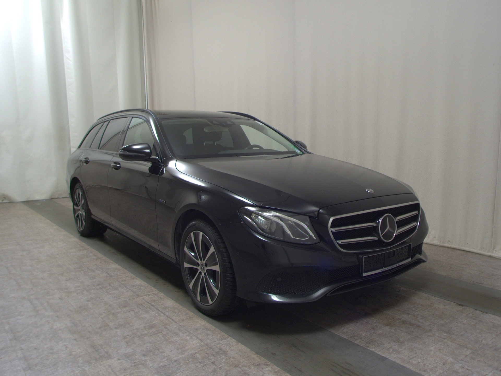 Mercedes-Benz E 300 T de Avantgarde Nav LED Widescreen AHK RFK 3