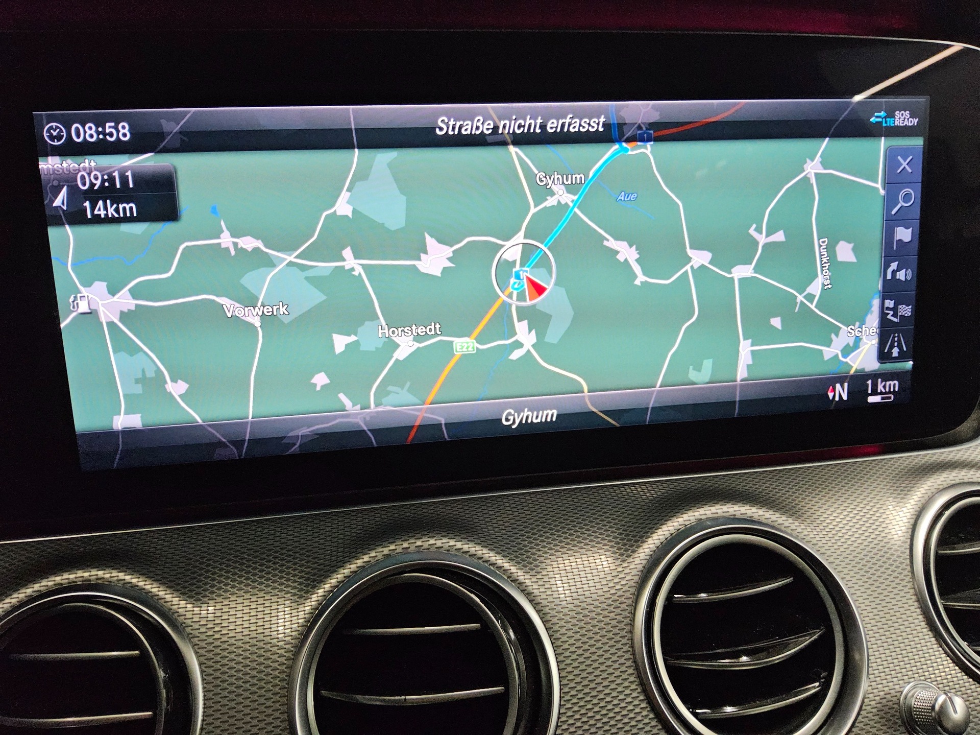 Mercedes-Benz E 300 T de Avantgarde Nav LED Widescreen AHK RFK 8