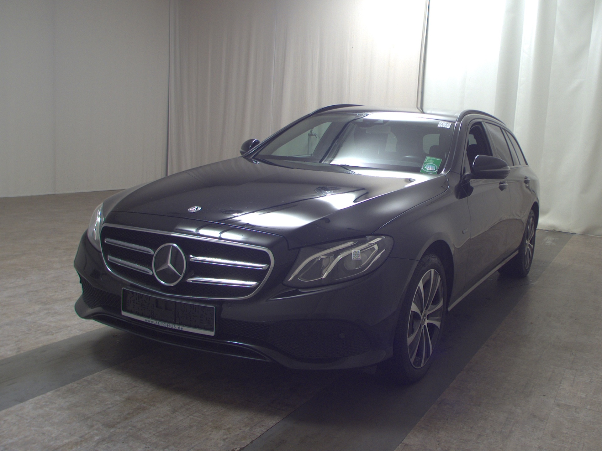 Mercedes-Benz E 300 T de Avantgarde Nav LED Widescreen AHK RFK 2