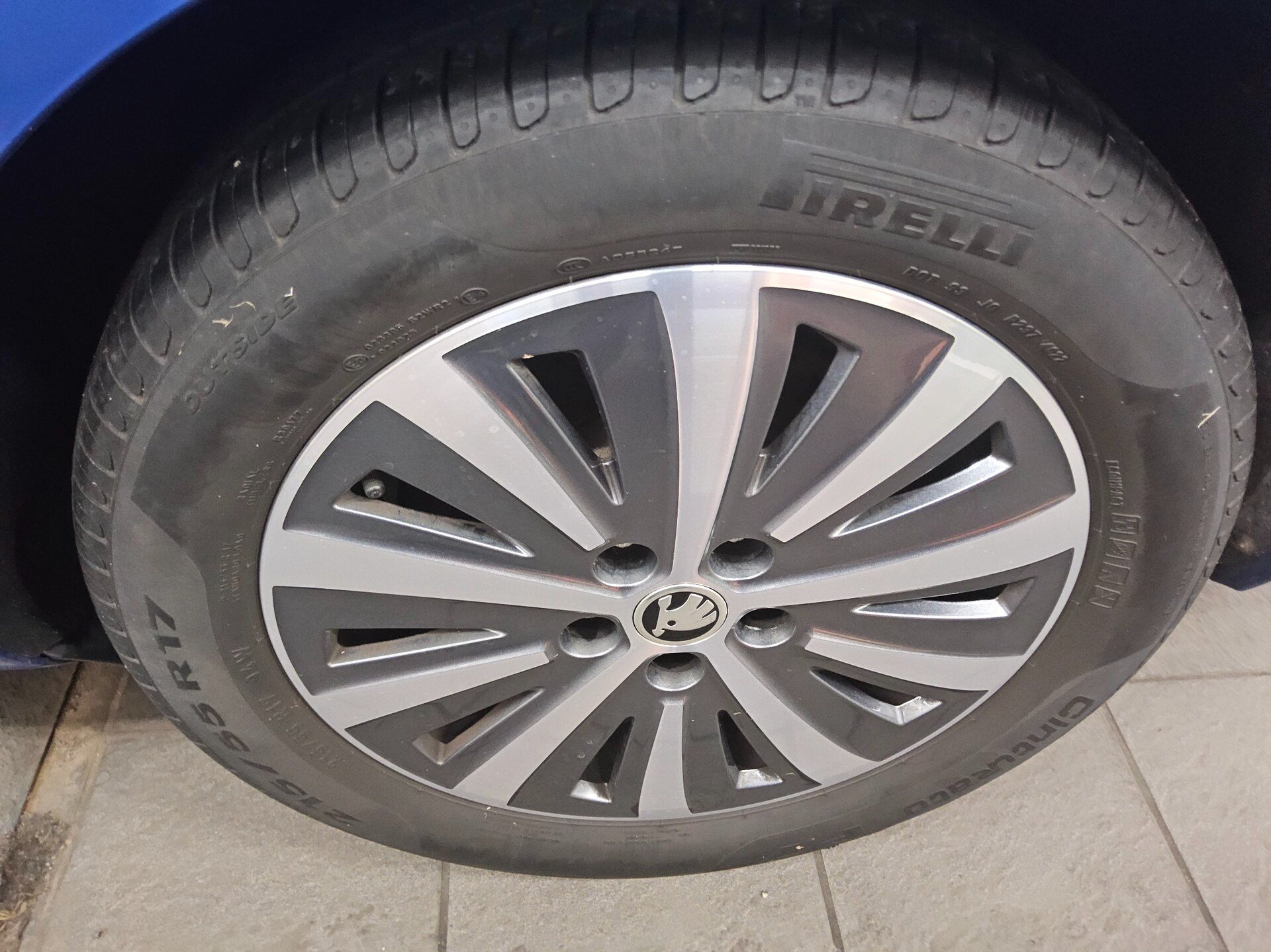 Skoda Superb Kombi 2.0 TDI Ambition Navi LED AID Shz  PDC 11