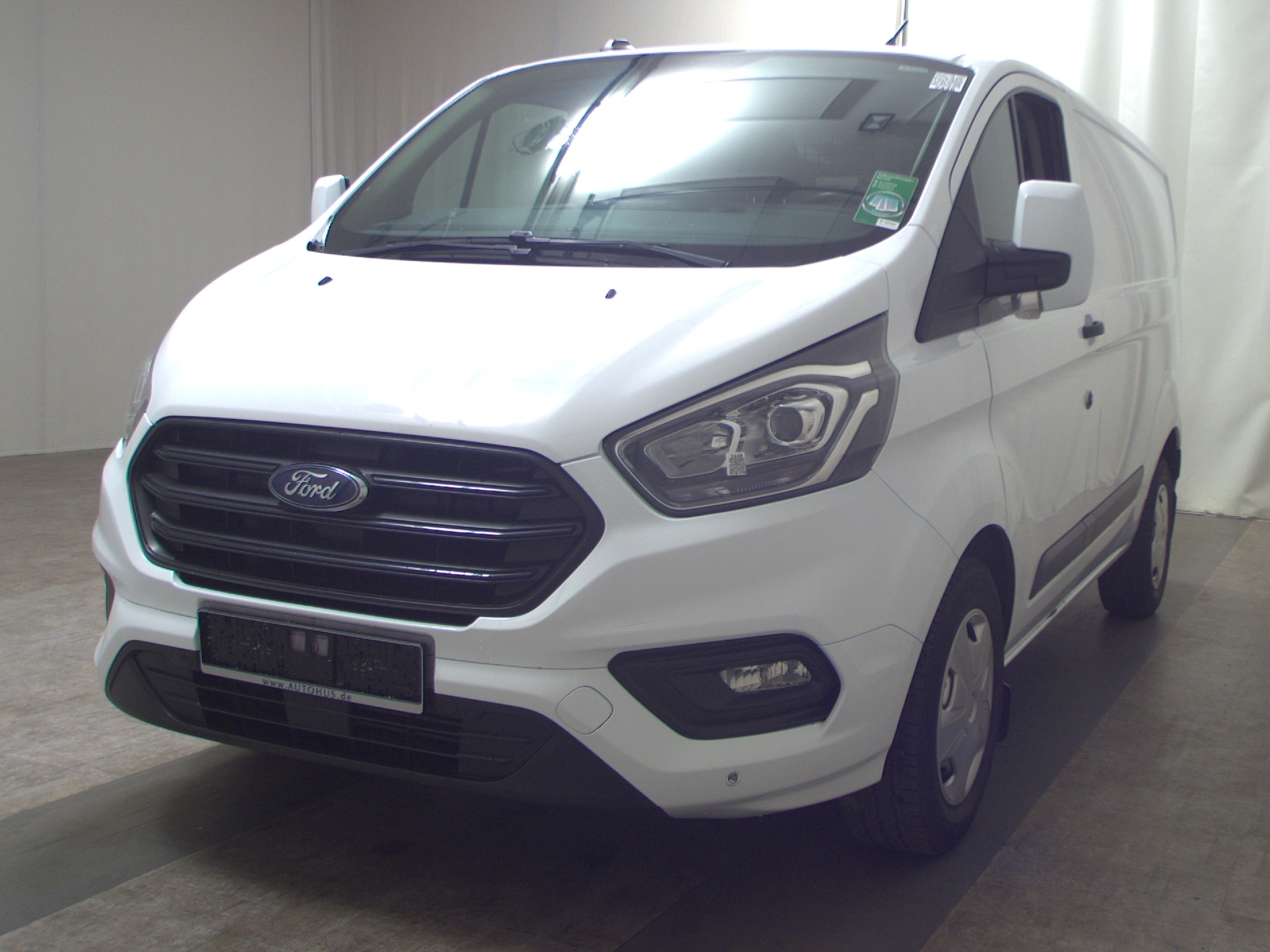 Ford Transit Custom 2.0 TDCi Trend 3-Sitze Navi StHzg 2