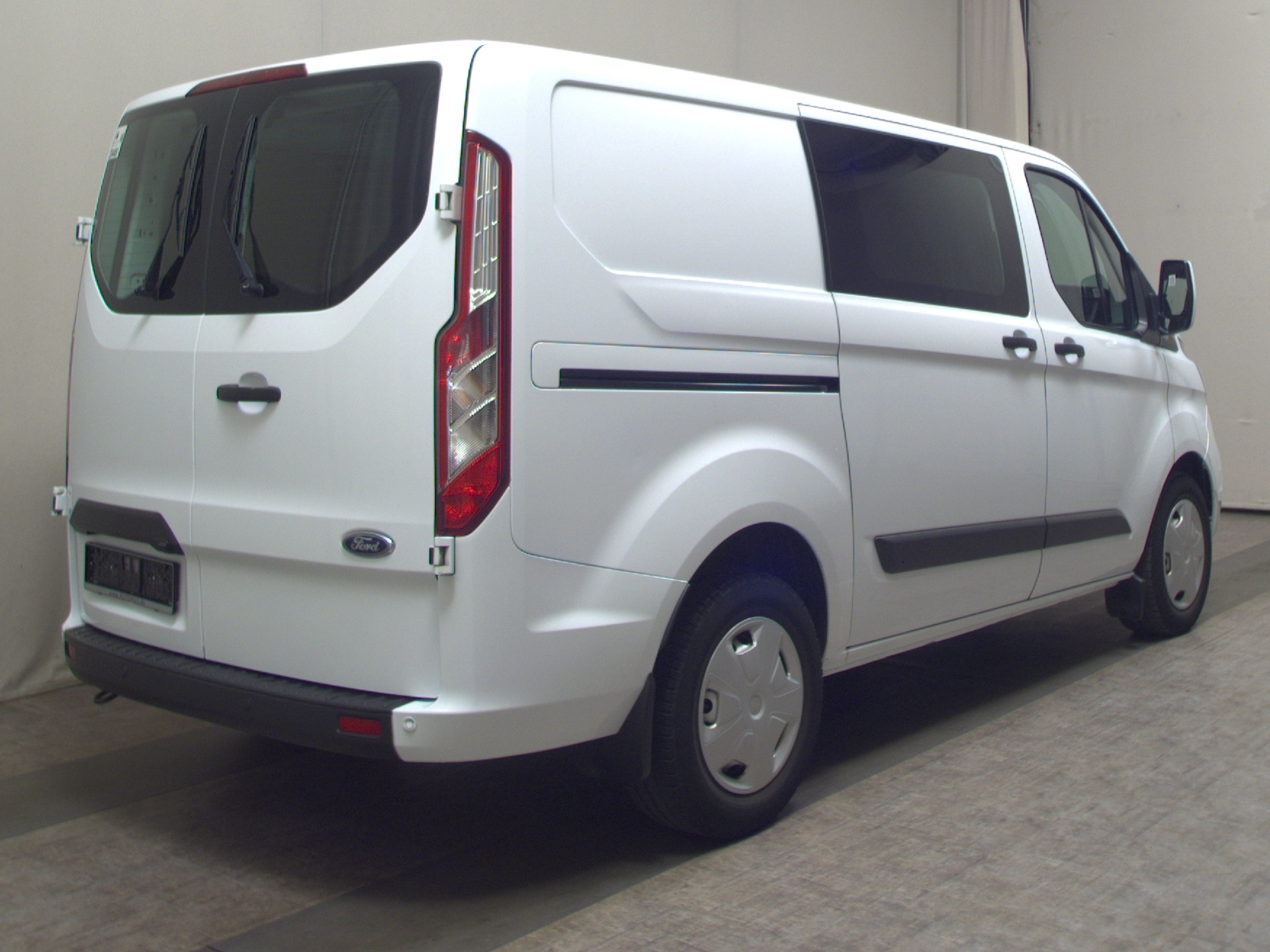 Ford Transit Custom 2.0 TDCi Trend 3-Sitze Navi StHzg 4