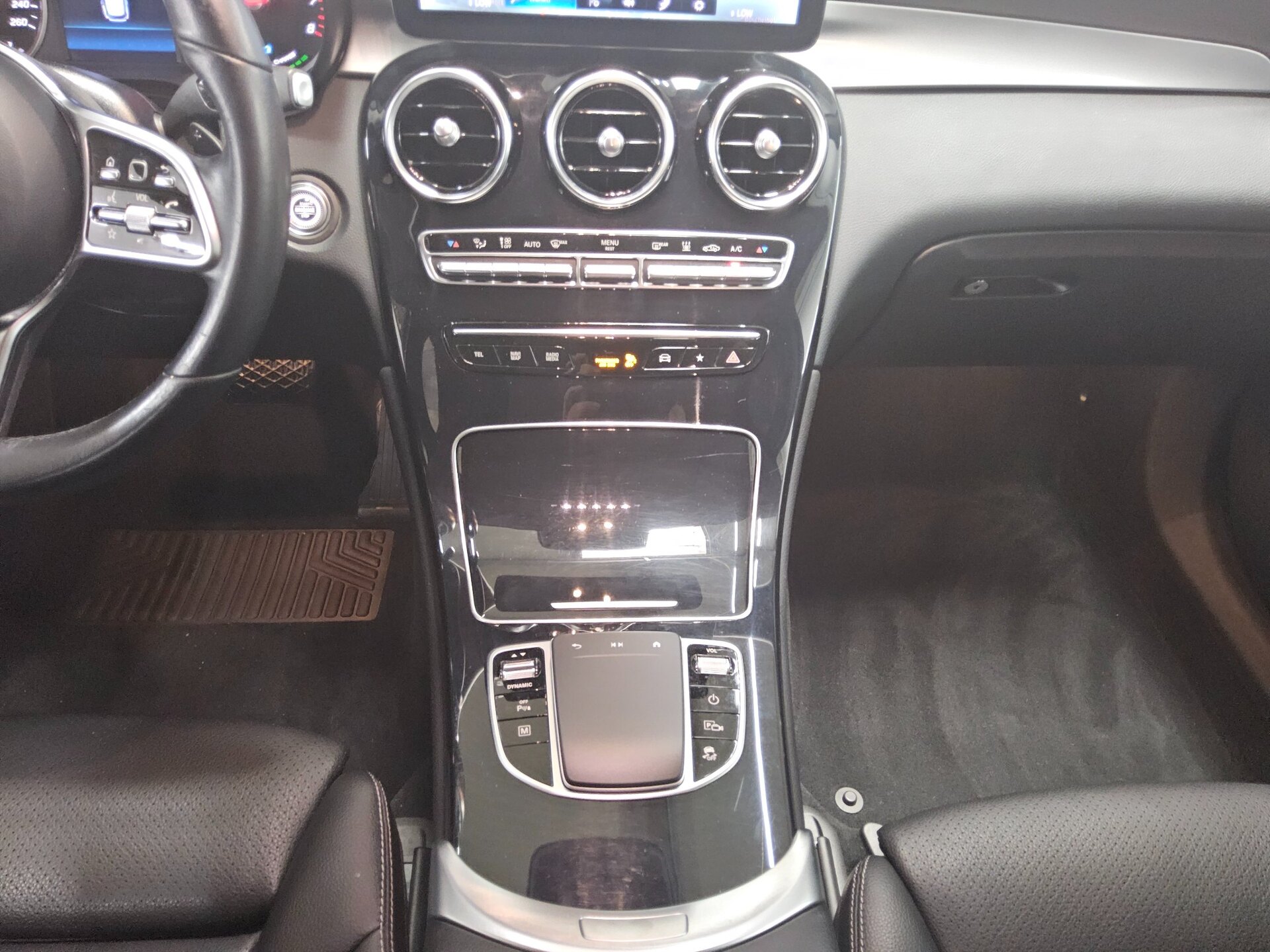 Mercedes-Benz GLC 300 e 4M Navi LED Leder AHK Kamera 6