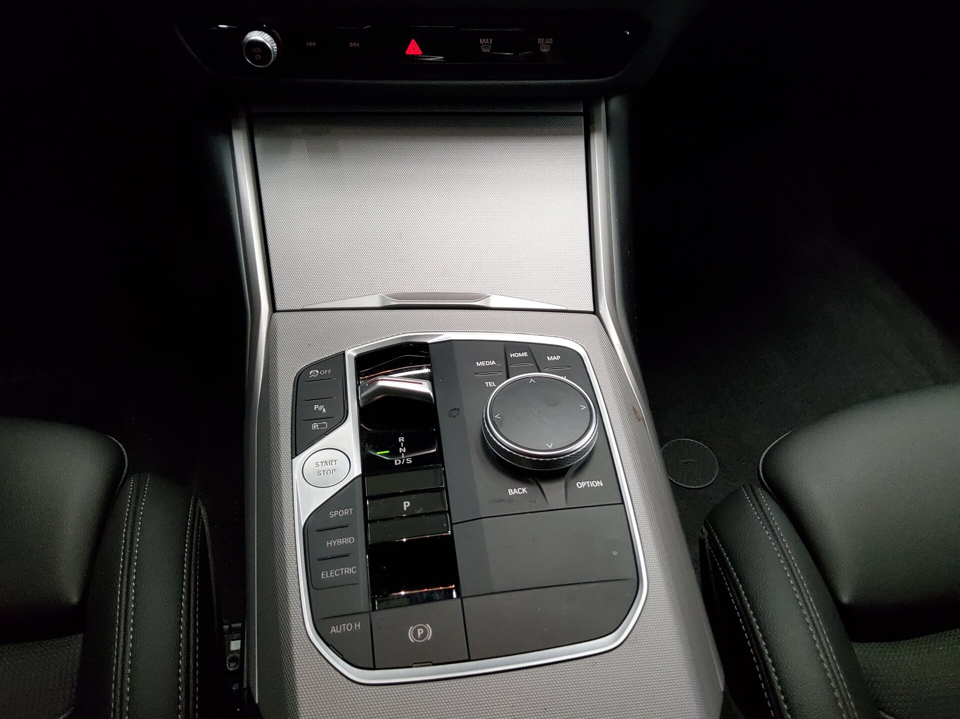BMW 320e Touring Navi LED Wide Shz T-Leder 6