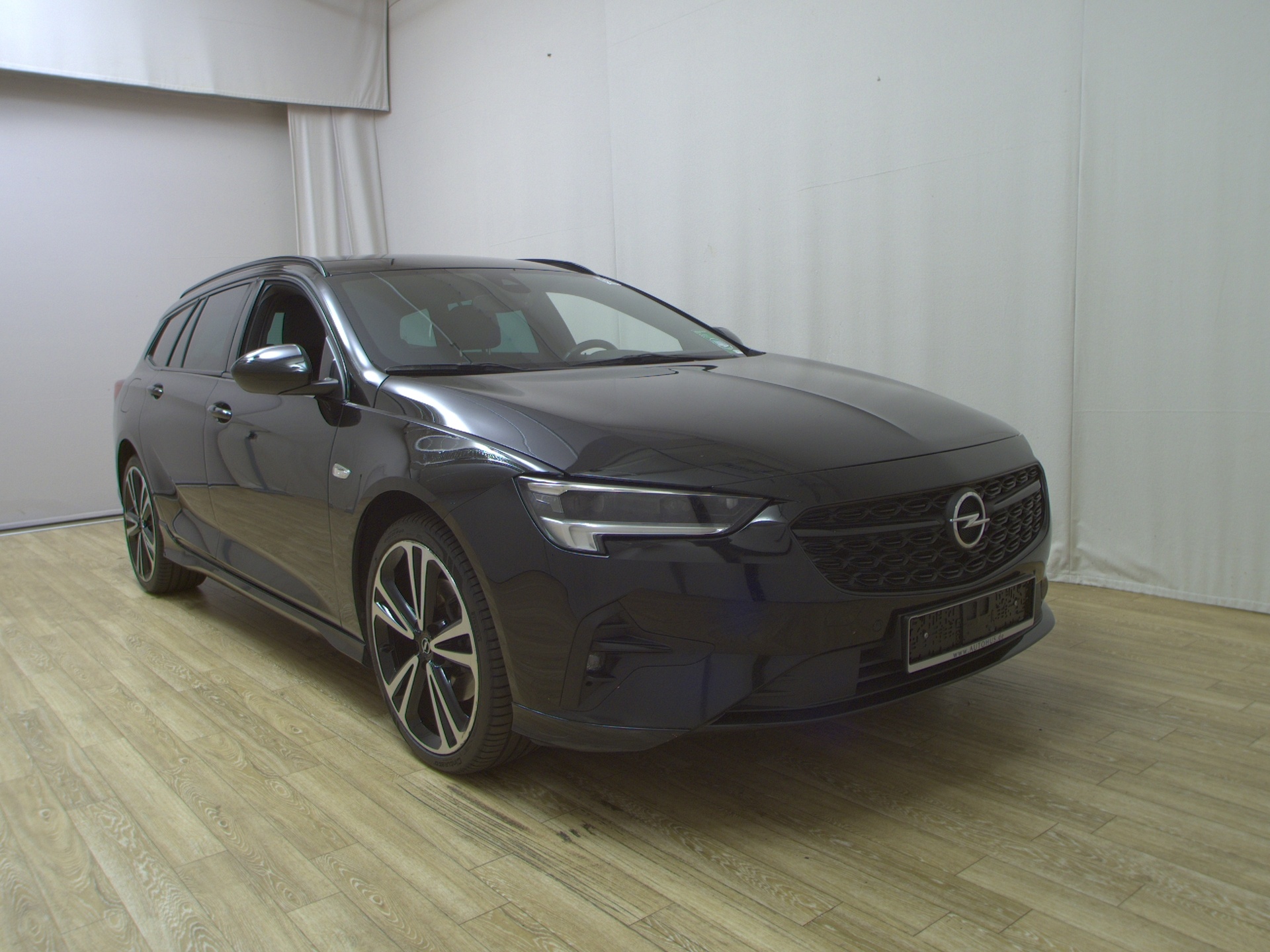 Opel Insignia ST 2.0 D Ultimate Navi LED Alcantara Shz AHK RFK 3