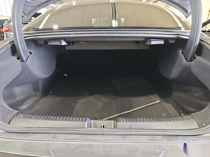 Mercedes-Benz CLA 220 d Progressive LEDER NAVI SPORTSITZE SHZ PDC 10
